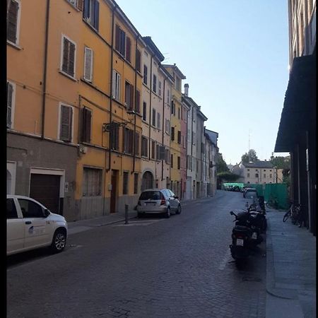 Appartamento Duomo Parma Appto Esterno foto